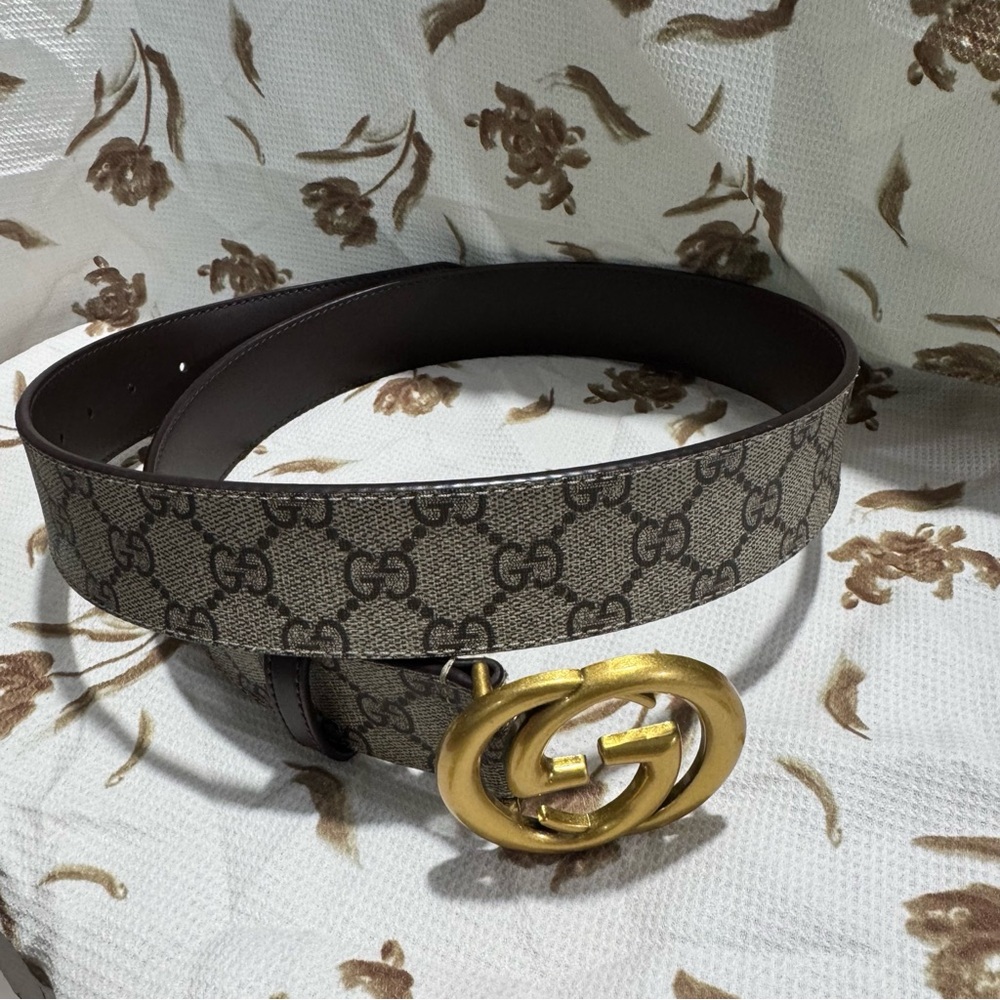 Gucci Beige GG Supreme and Leather GG Marmont Buckle Belt - Picture 9 of 13